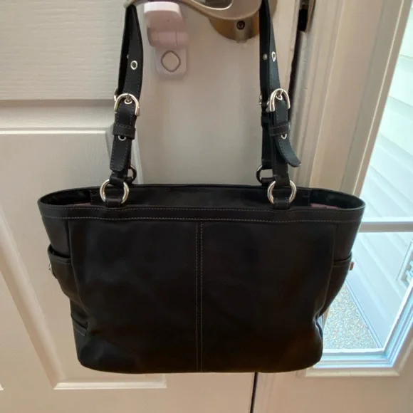 Coach East West Gallery Tote Leather Bag - Picture 5 of 16